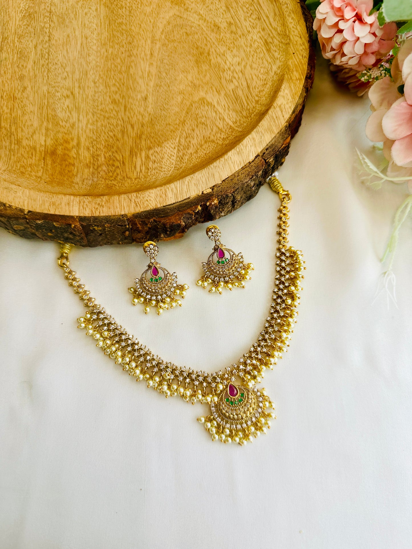 AD Sorowski Temple Finish Necklace Set