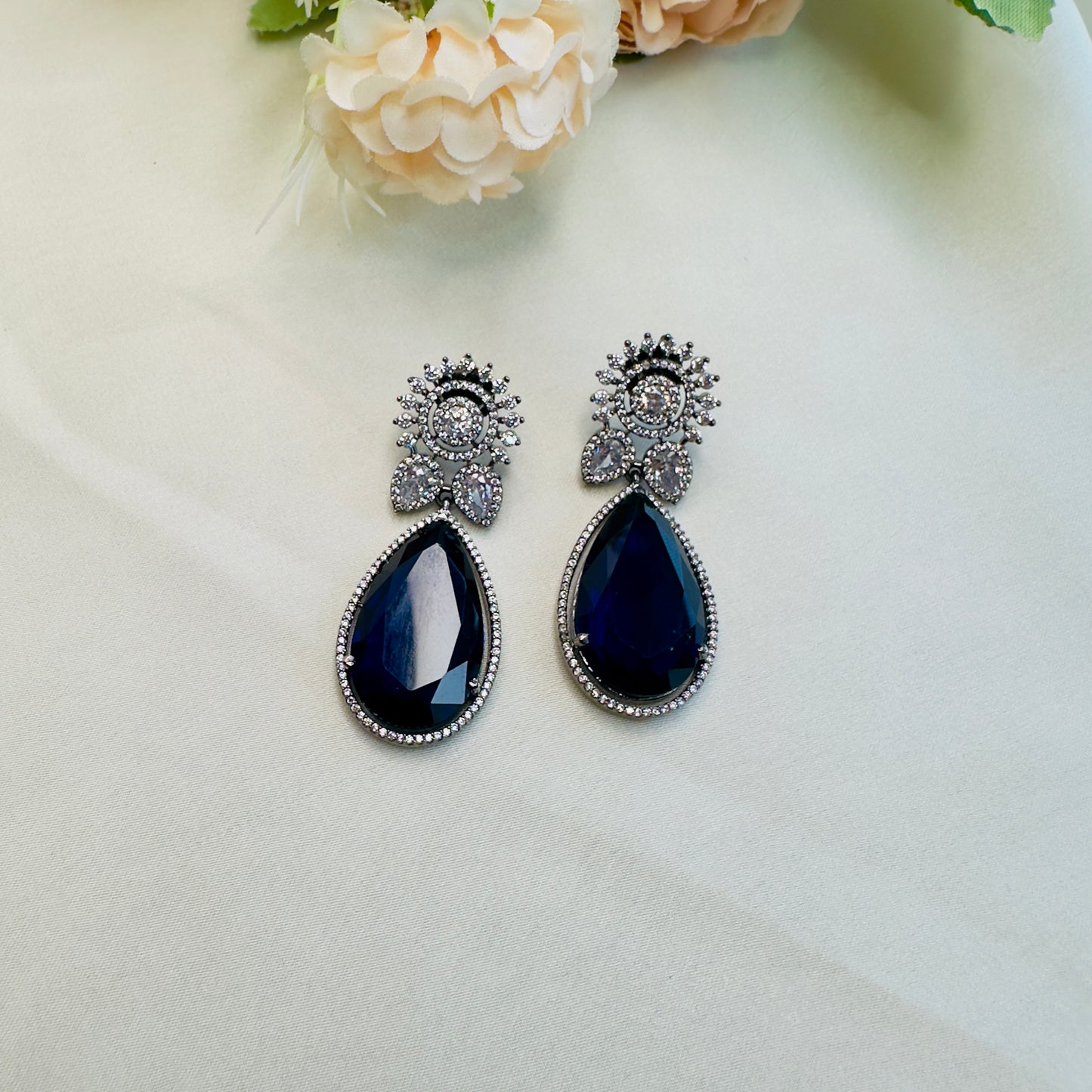 3A CZ single line with blue pendant Necklace set