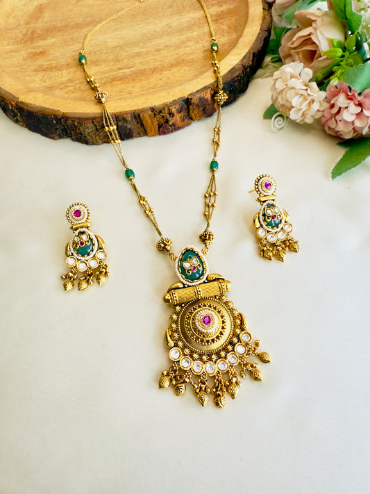 Rajwadi Pendant set