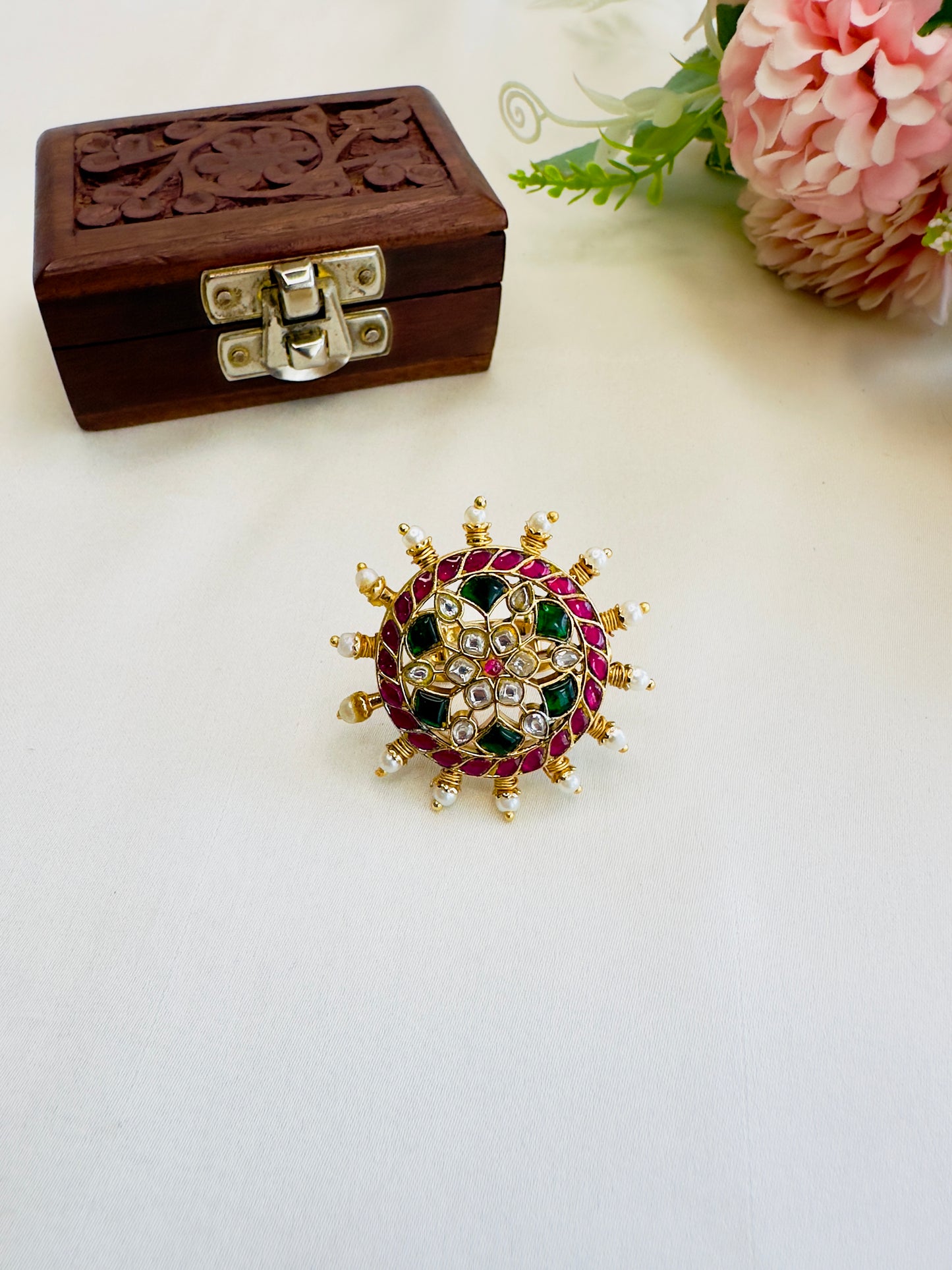 Jadau Mid size Ring