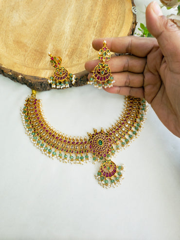 Beautiful Kem Jadau Necklace Set