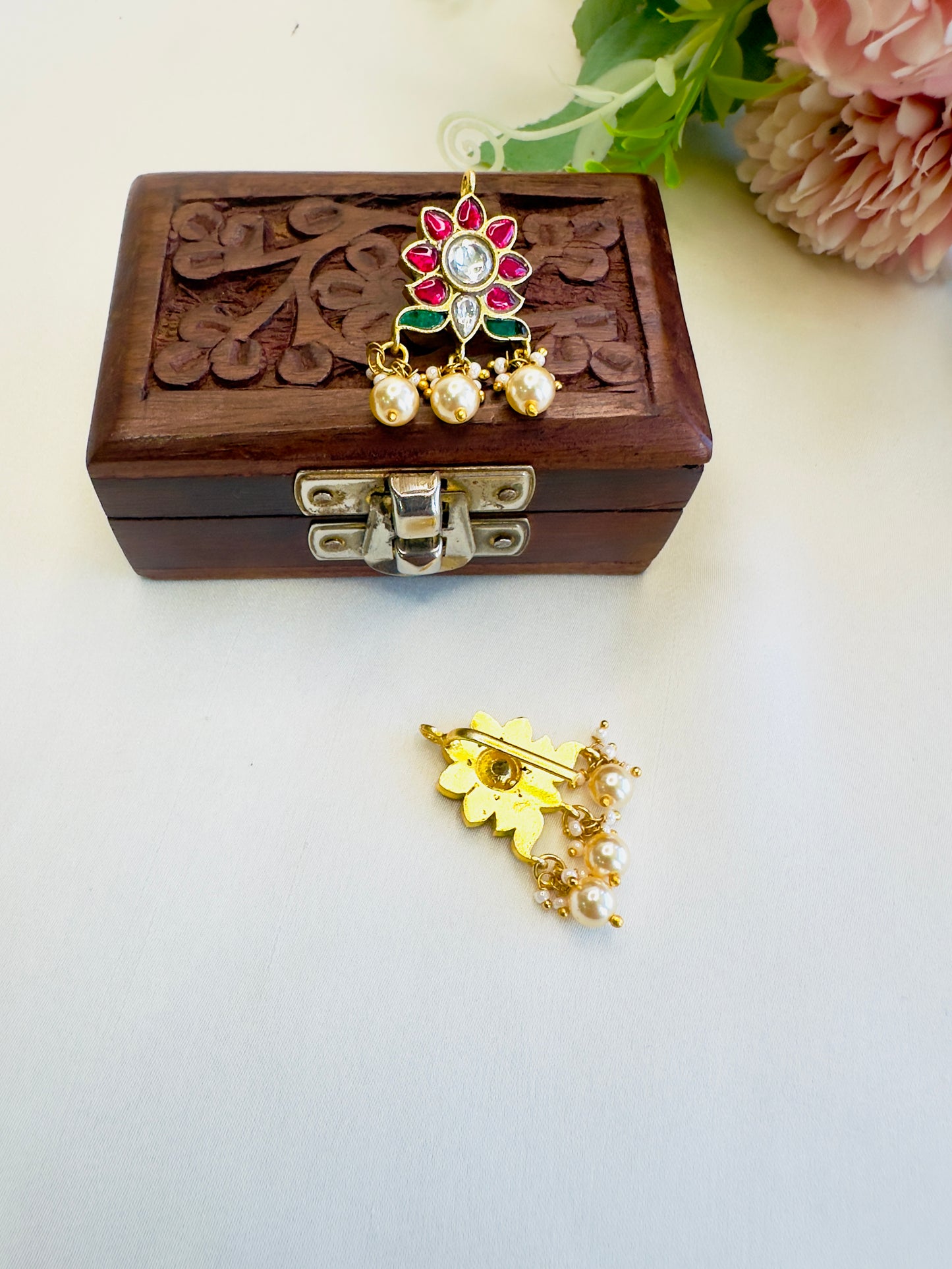 Jadau Multicolor Flower Design Bugadi