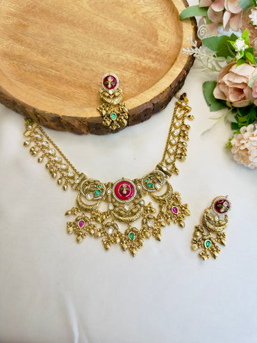 Beautiful Intricate Design Necklace Set