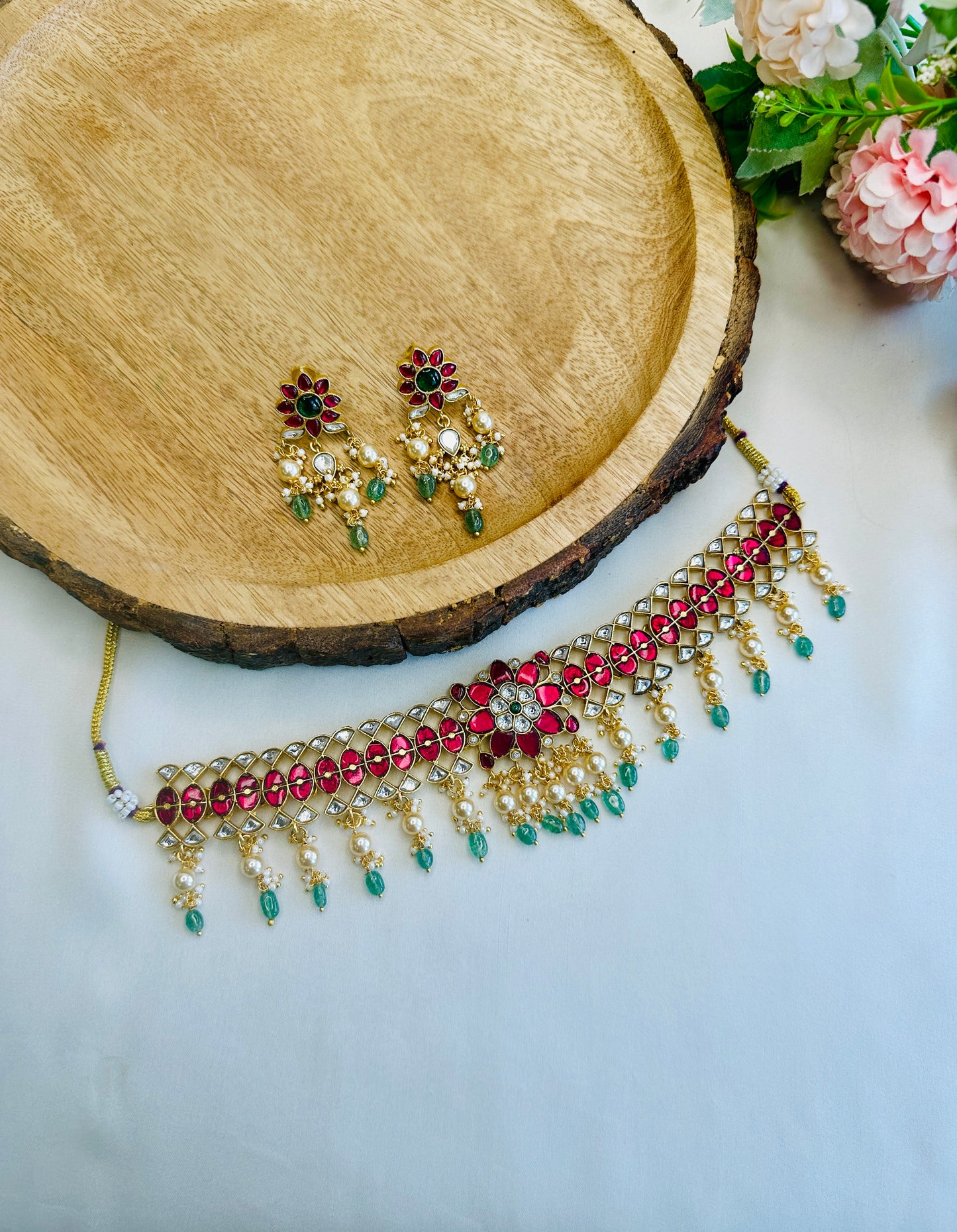 Jadau Flexible Choker Set