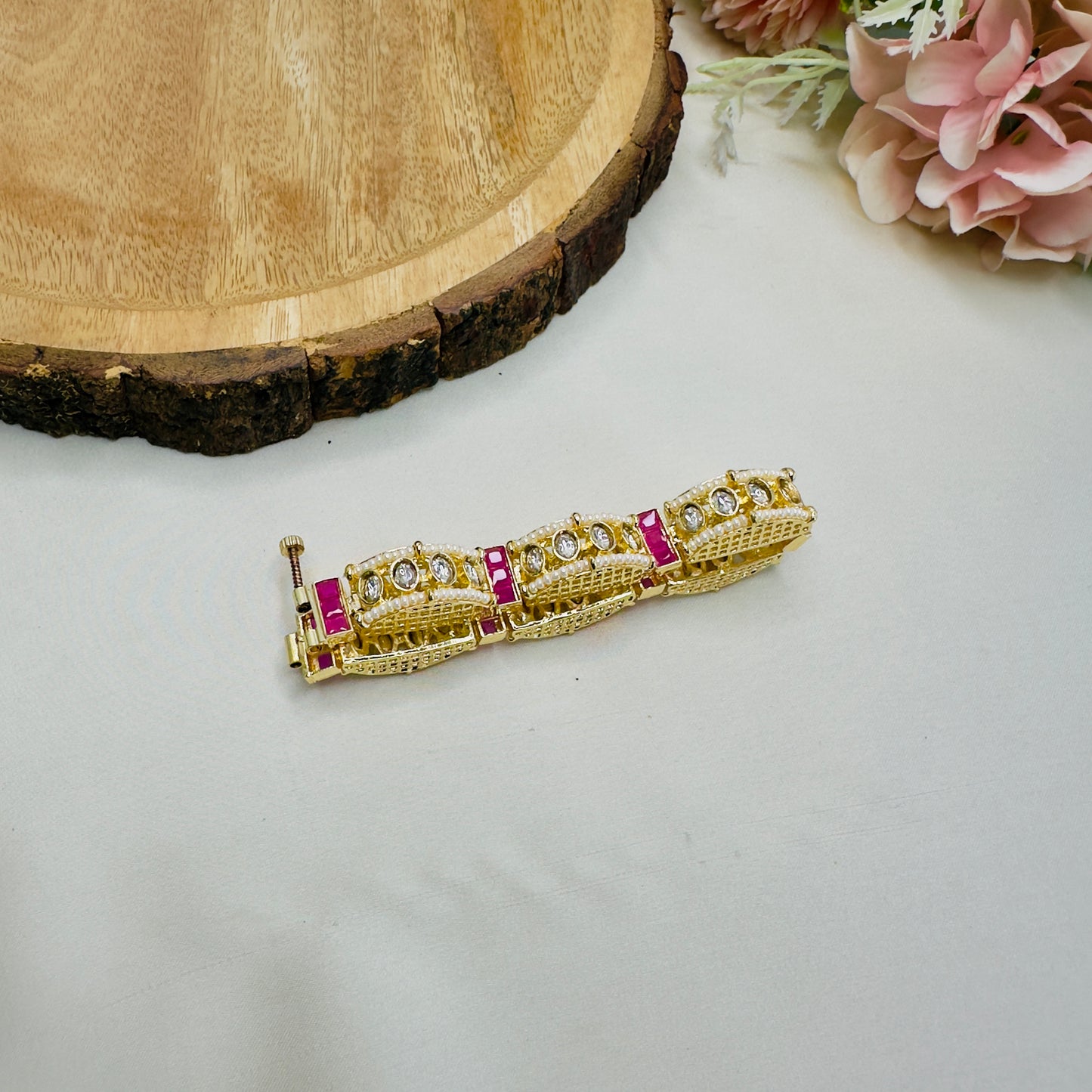 Kundan Work Loose Bracelet