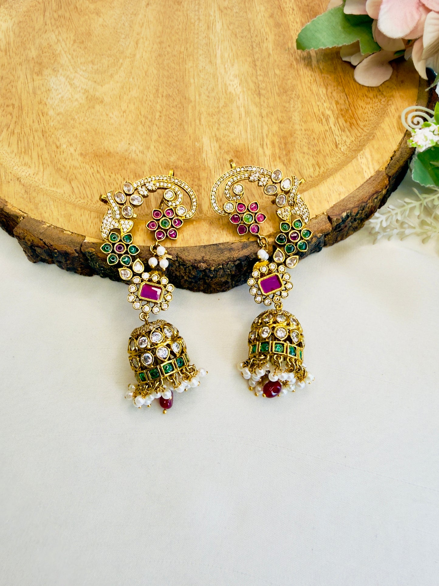 Mehandi Polish Multicolor Ear cuff