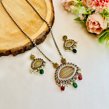 Beautiful Delicate Silver Long Chain Pendant set