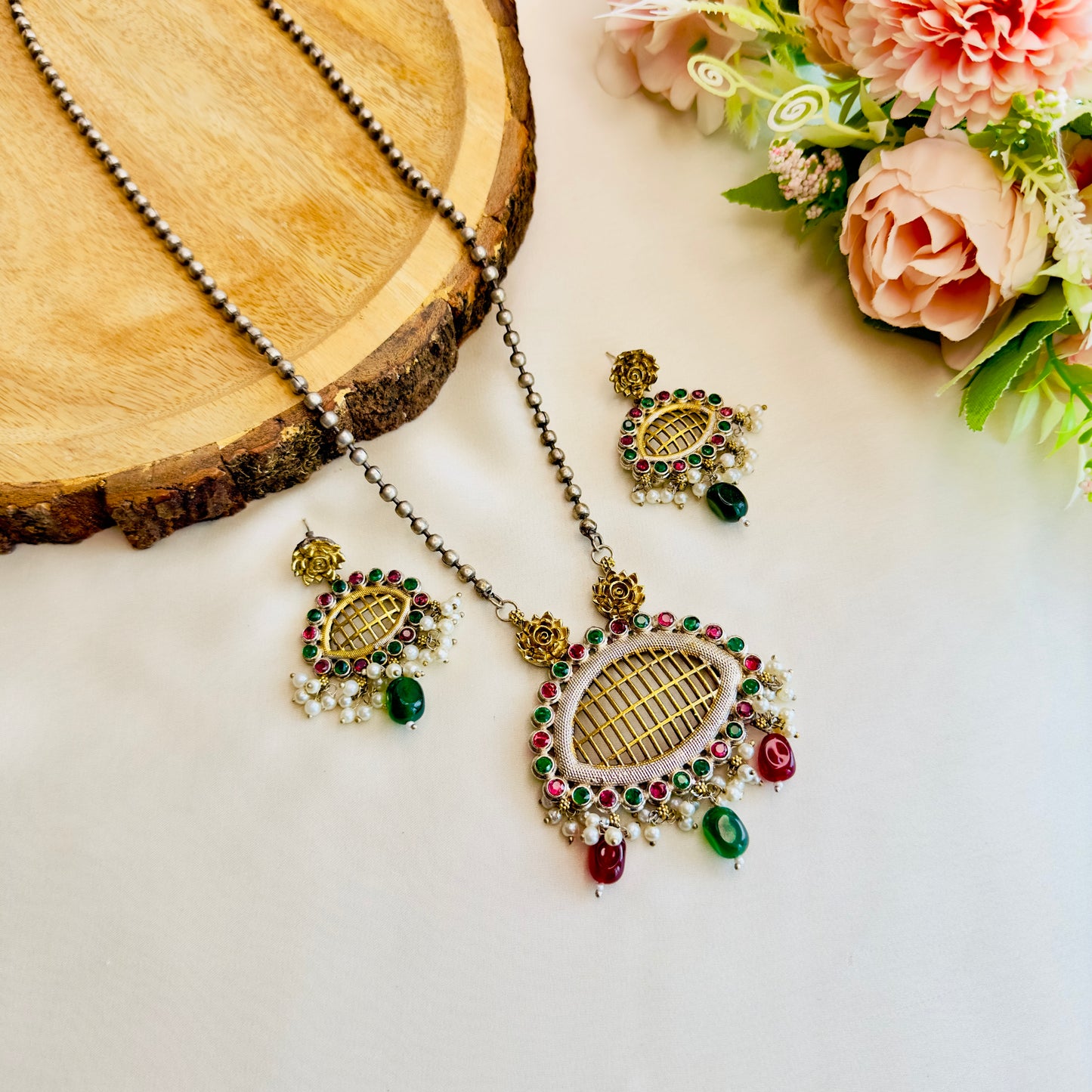 Beautiful Delicate Silver Long Chain Pendant set