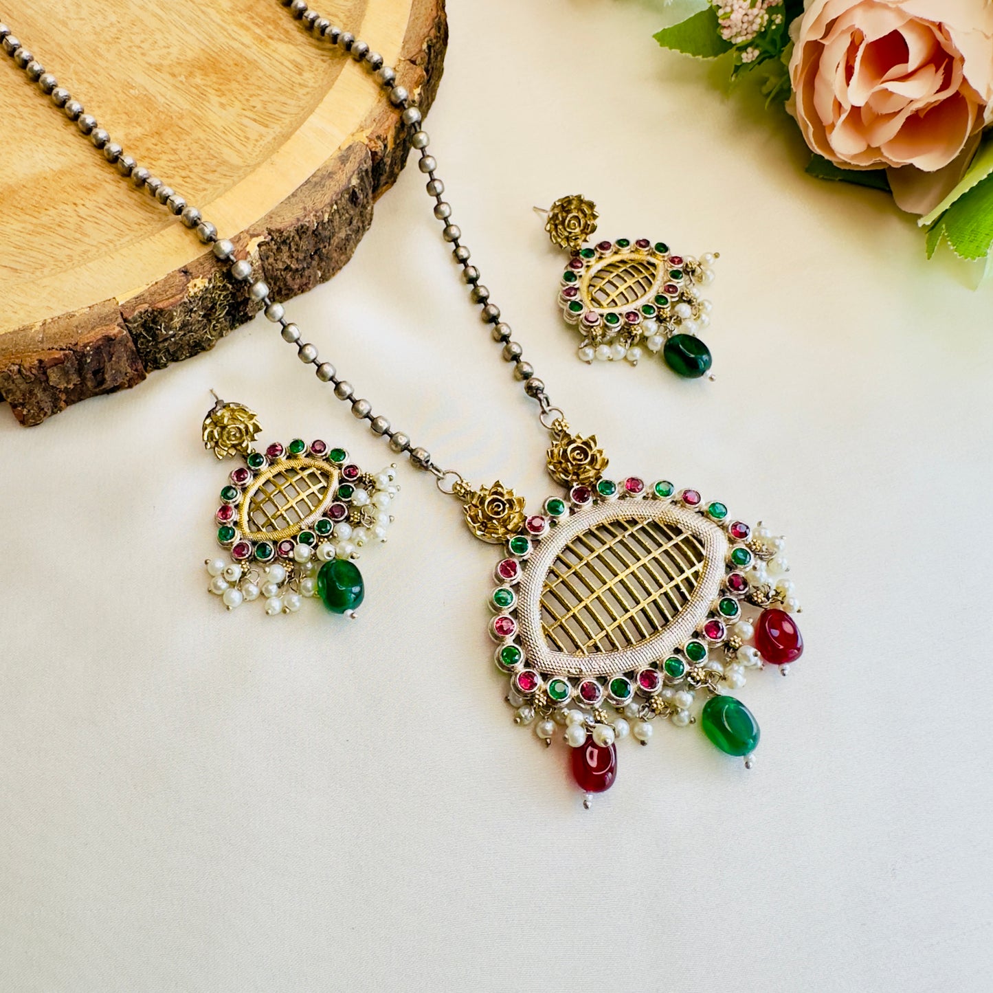Beautiful Delicate Silver Long Chain Pendant set