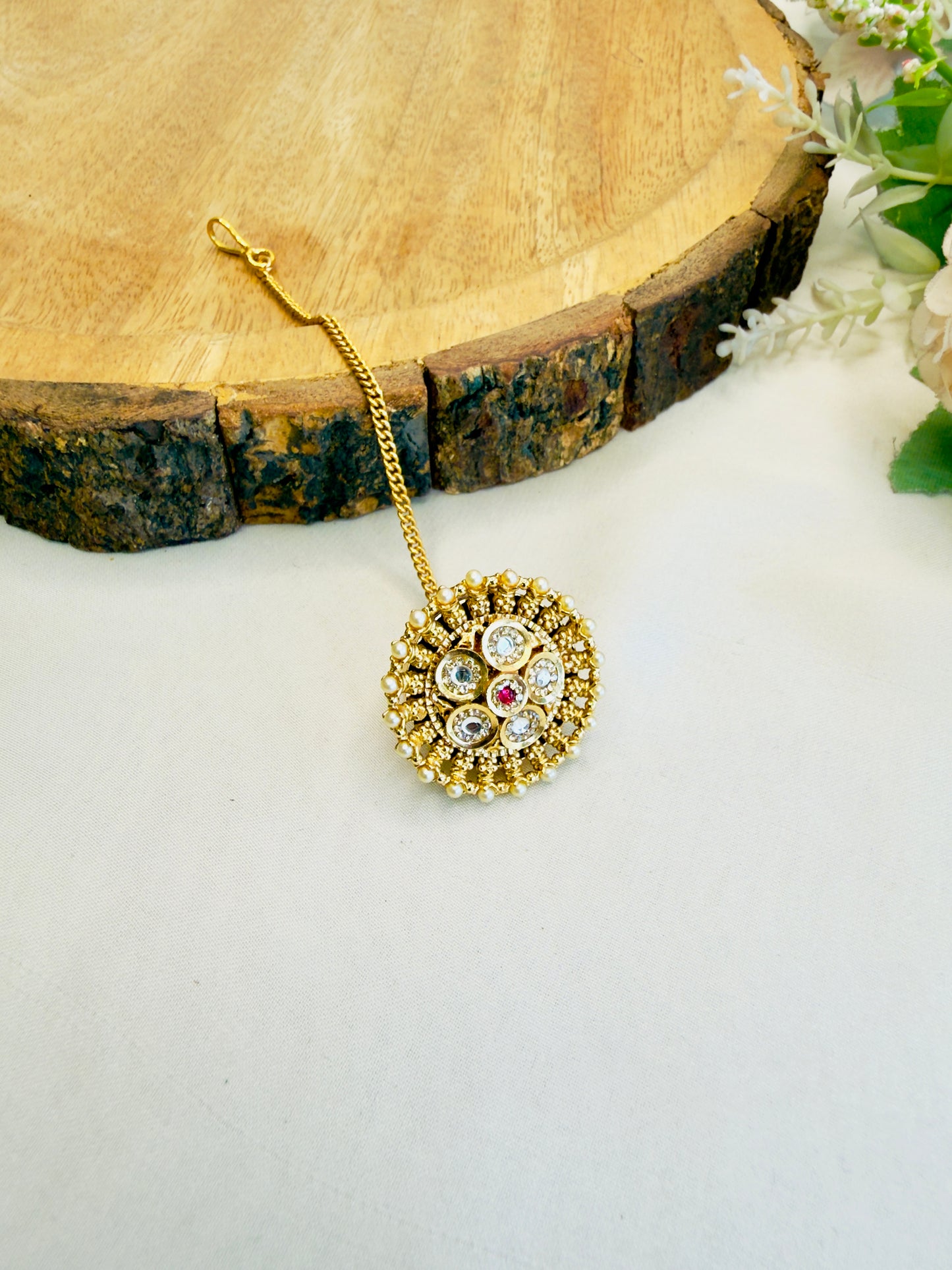 White Sorowski Borla