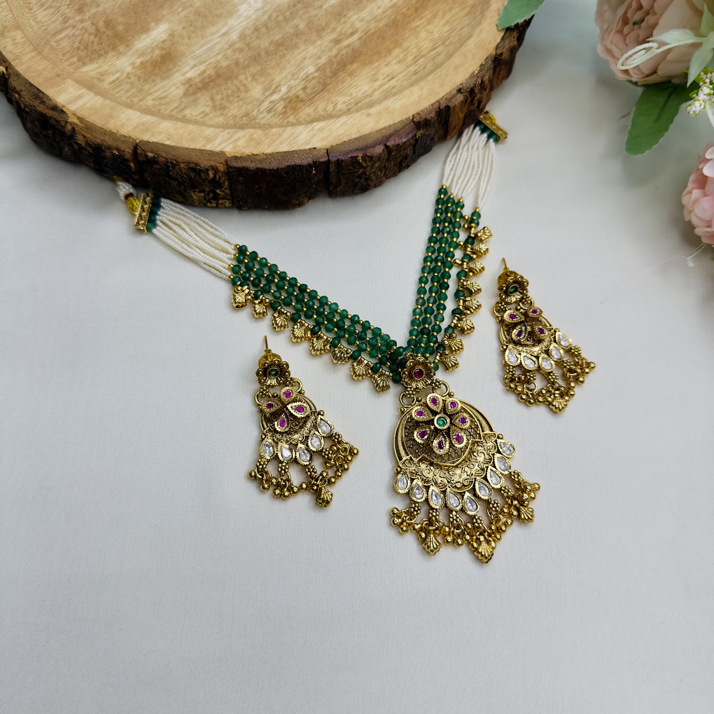 V Pattern Rajwadi Necklace Set