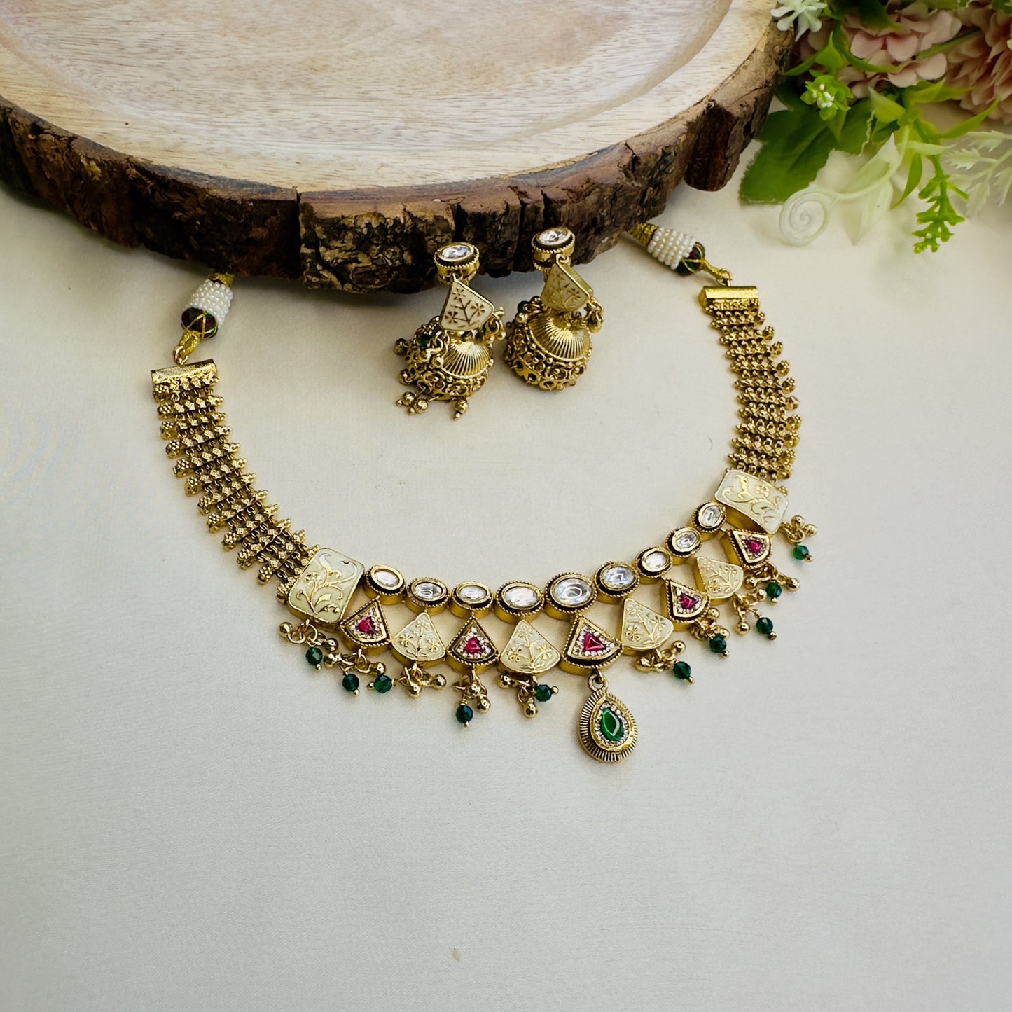 Kundan Meena Sleek Necklace Set