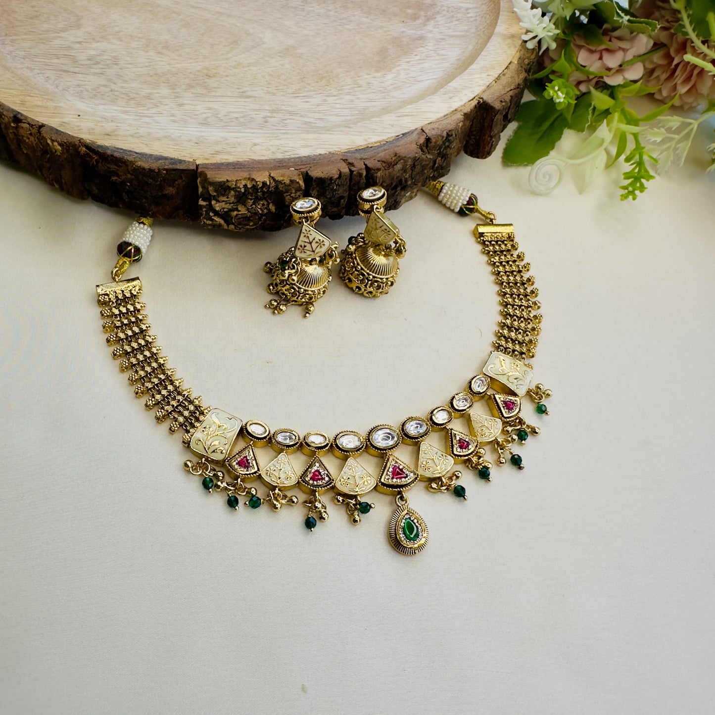 Kundan Meena Sleek Necklace Set