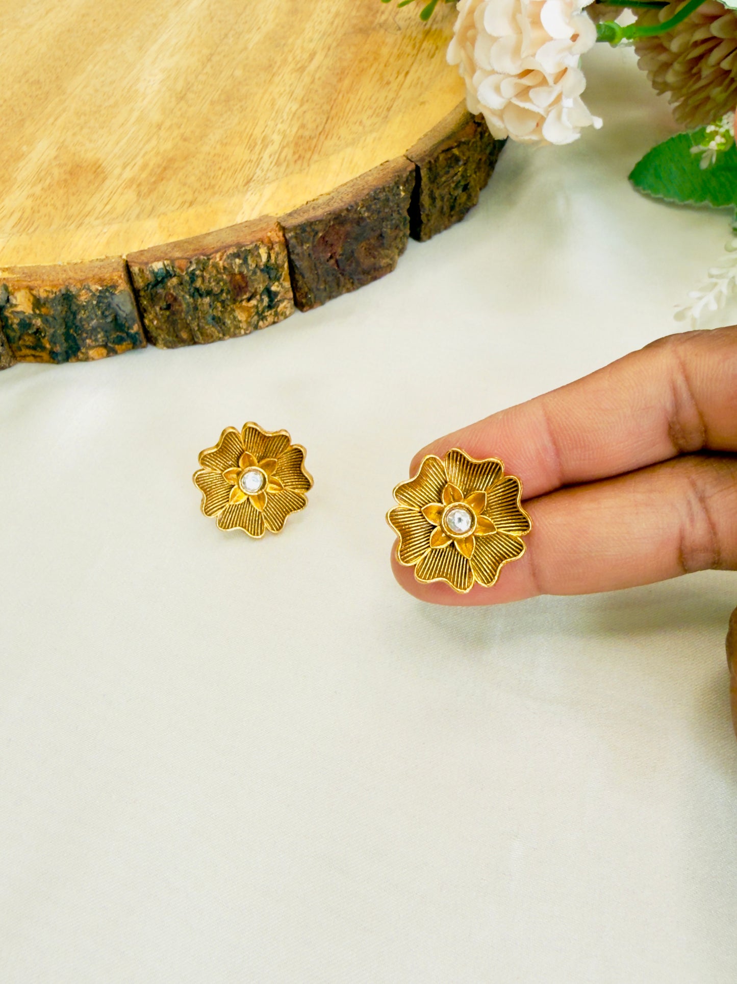 Flower Design Studs Earring