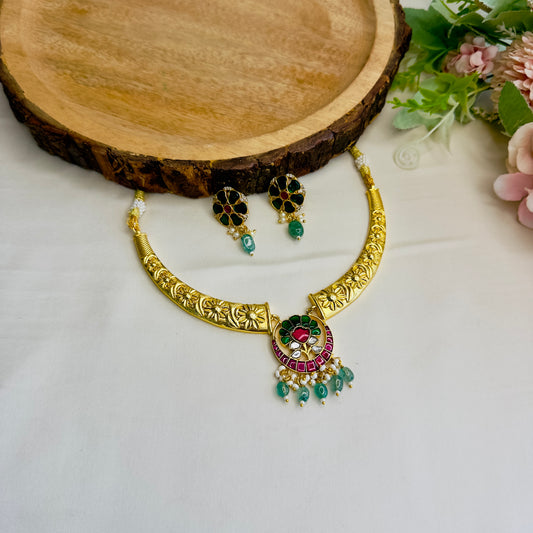 Green Jadau Flower Design Necklace Set