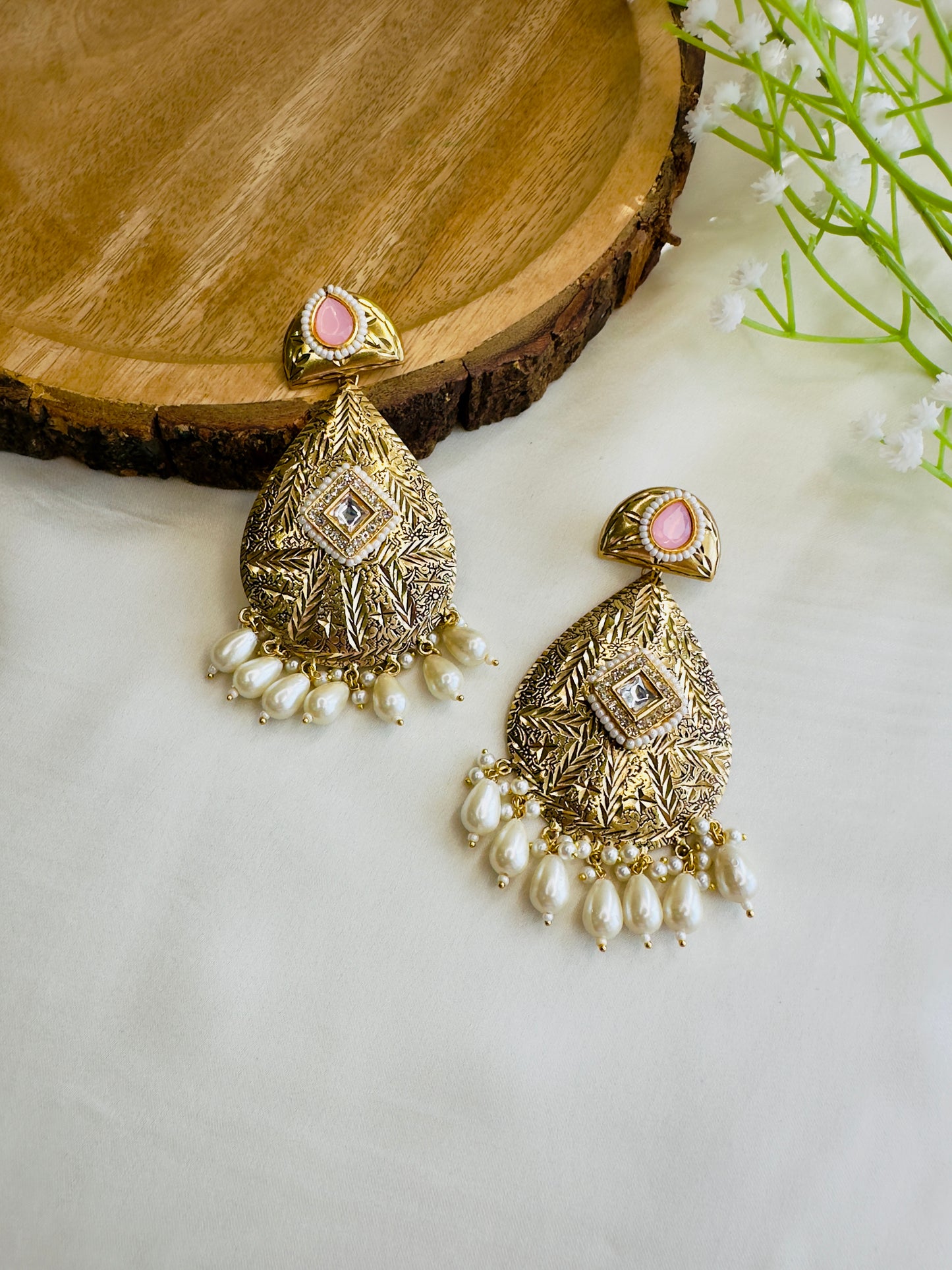 Leaf shape beautiful Silver Replica Dangler