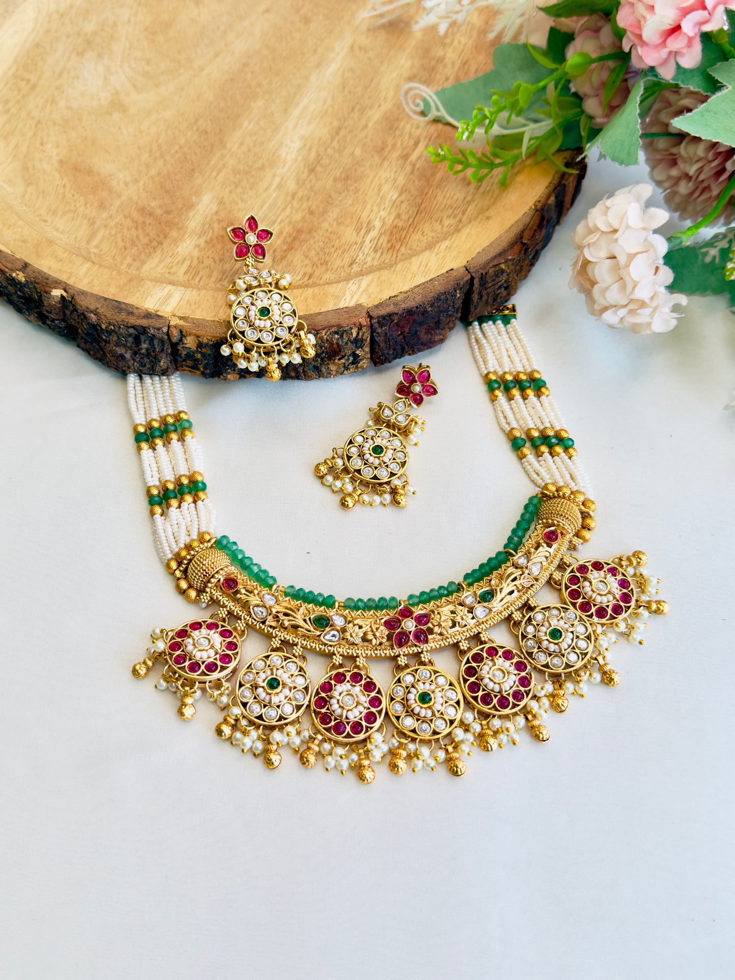 Beautiful Multicolor Necklace Set