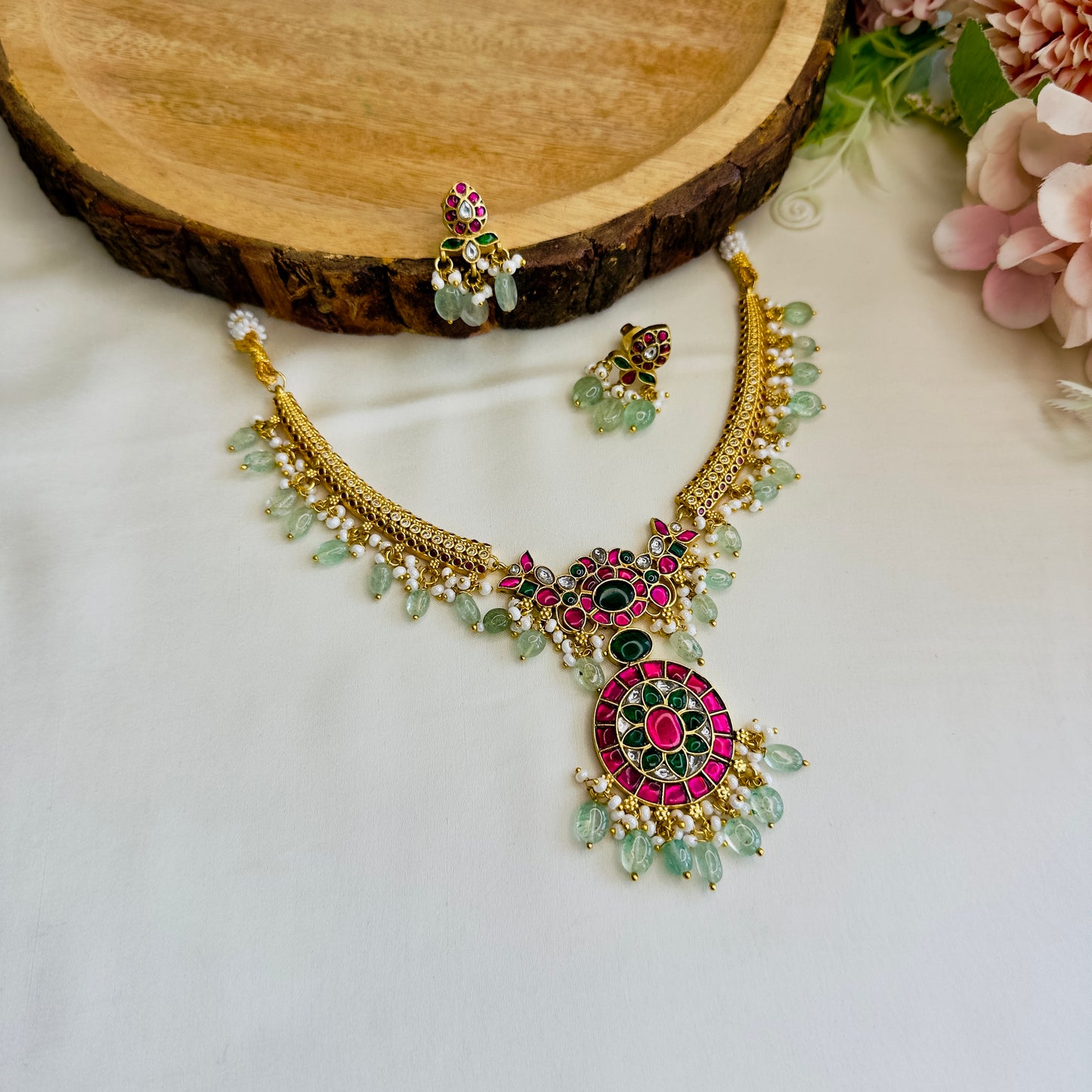 Multicolor Jadau AD work Hasli Set