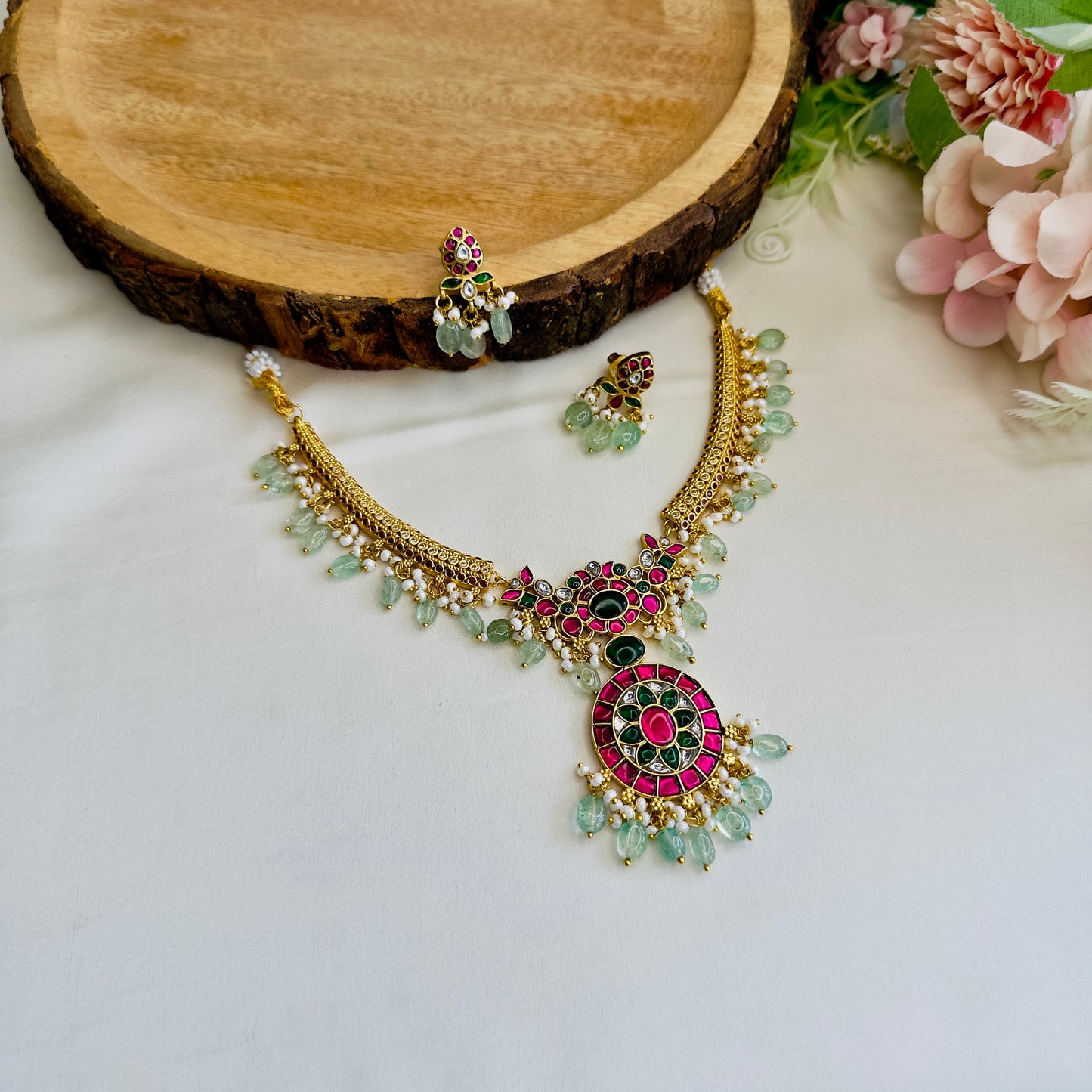 Multicolor Jadau AD work Hasli Set