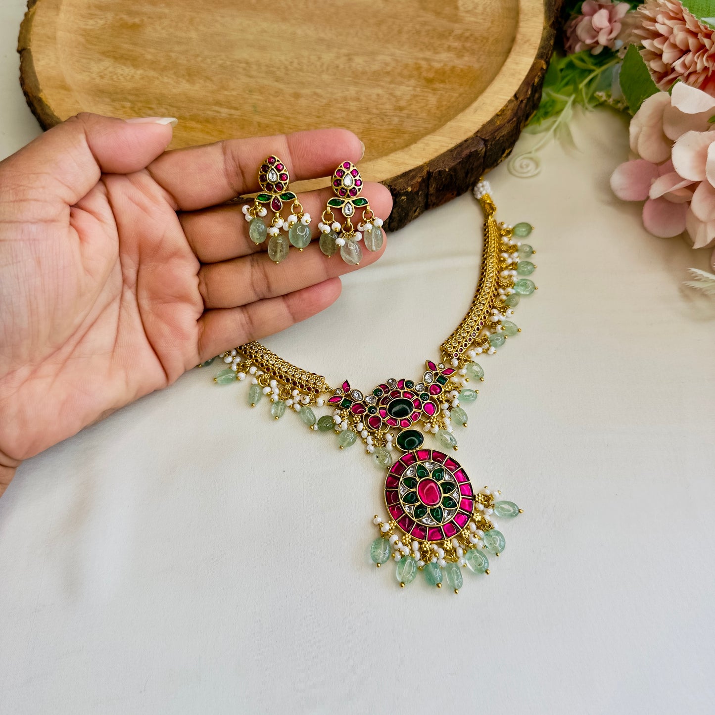 Multicolor Jadau AD work Hasli Set