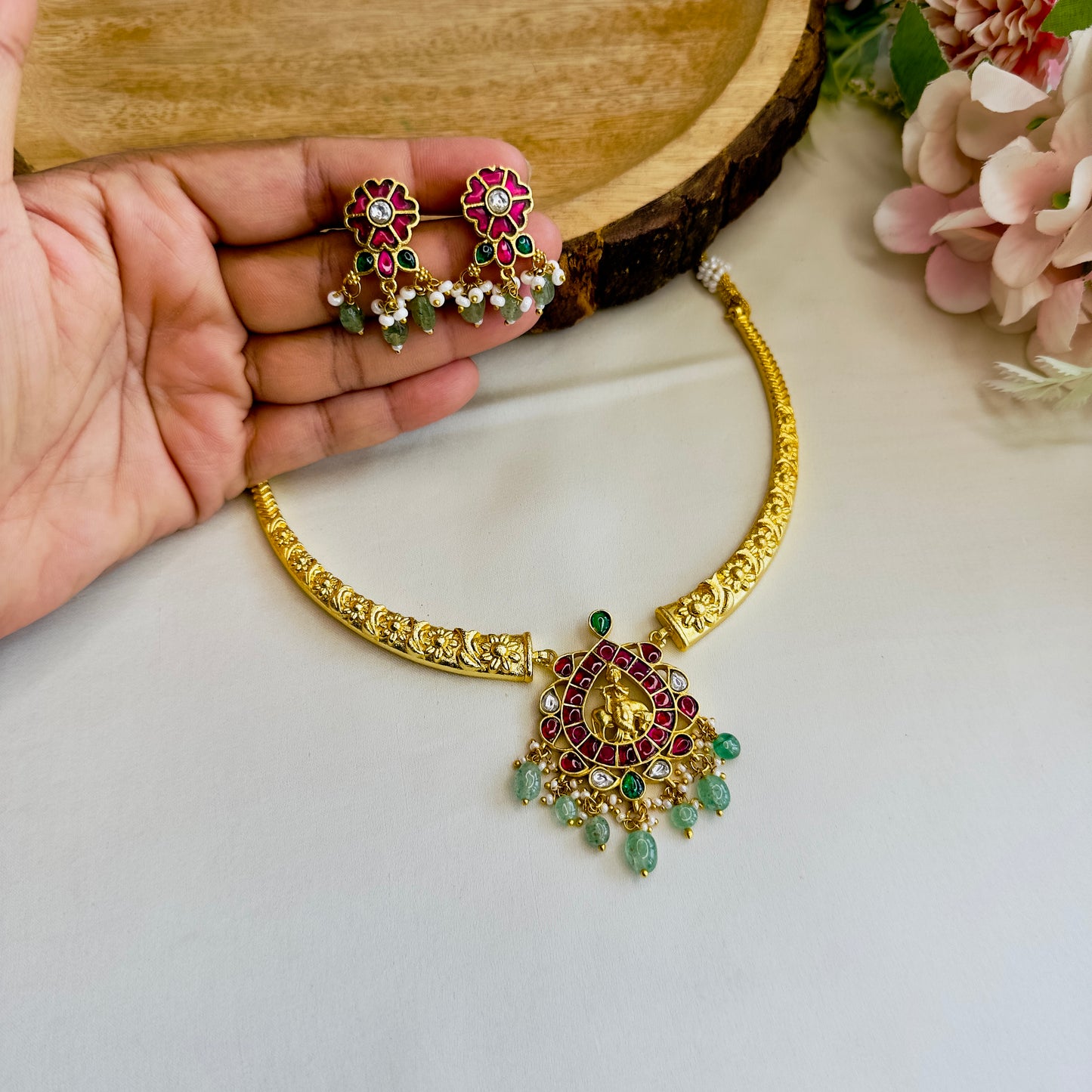 Krishna Motif Jadau Hasli Necklace Set