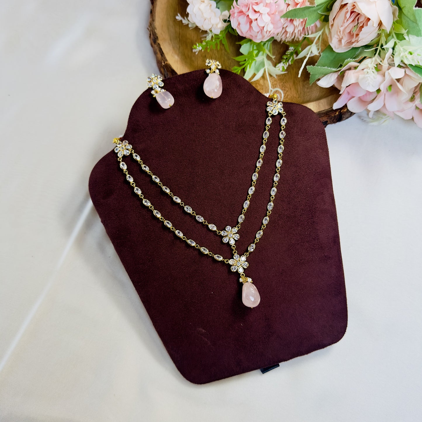 Sleek Polki with Rose Quartz Necklace Set