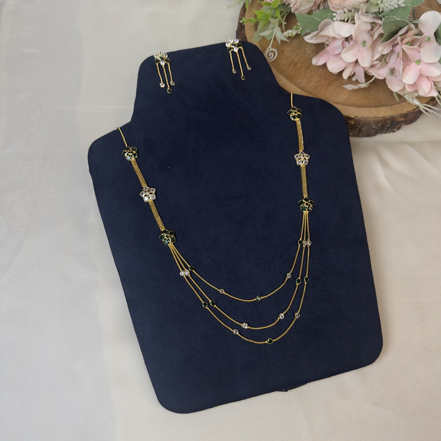 Polki Three Layer Sleek Necklace Set
