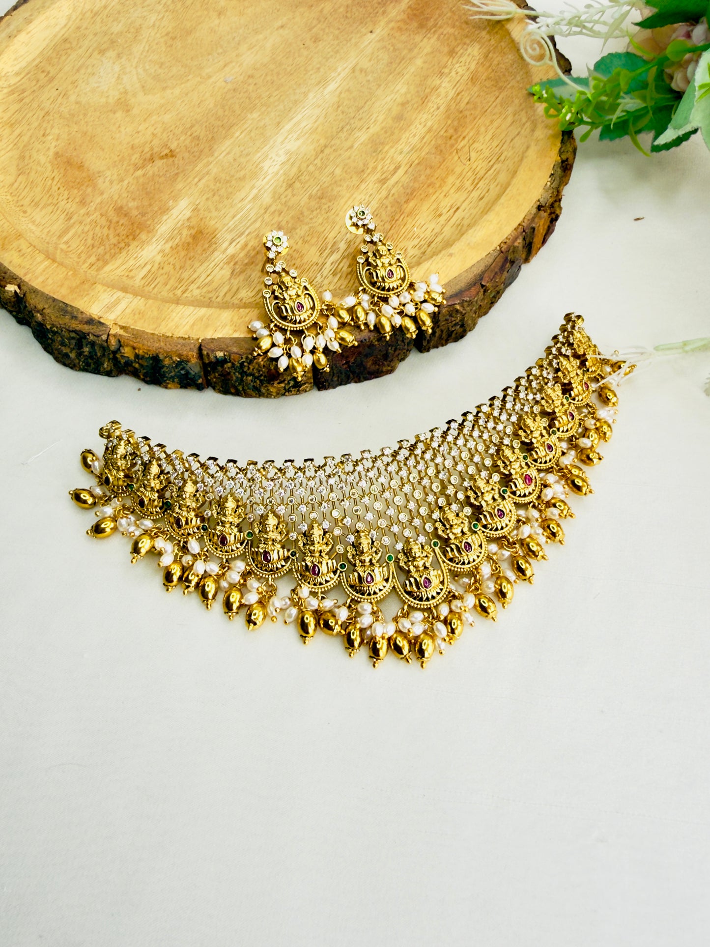 Lakshmi Choker set