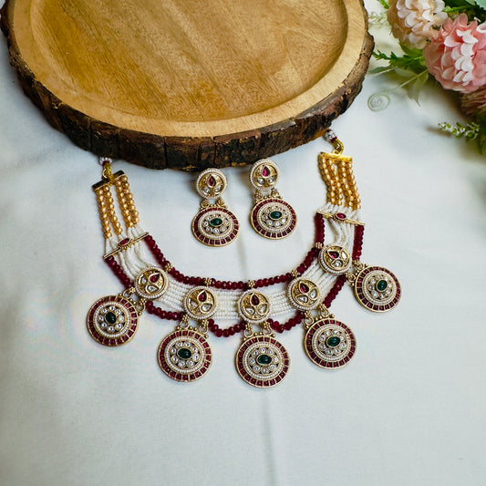 Five Round Pendant Rajwadi Necklace Set