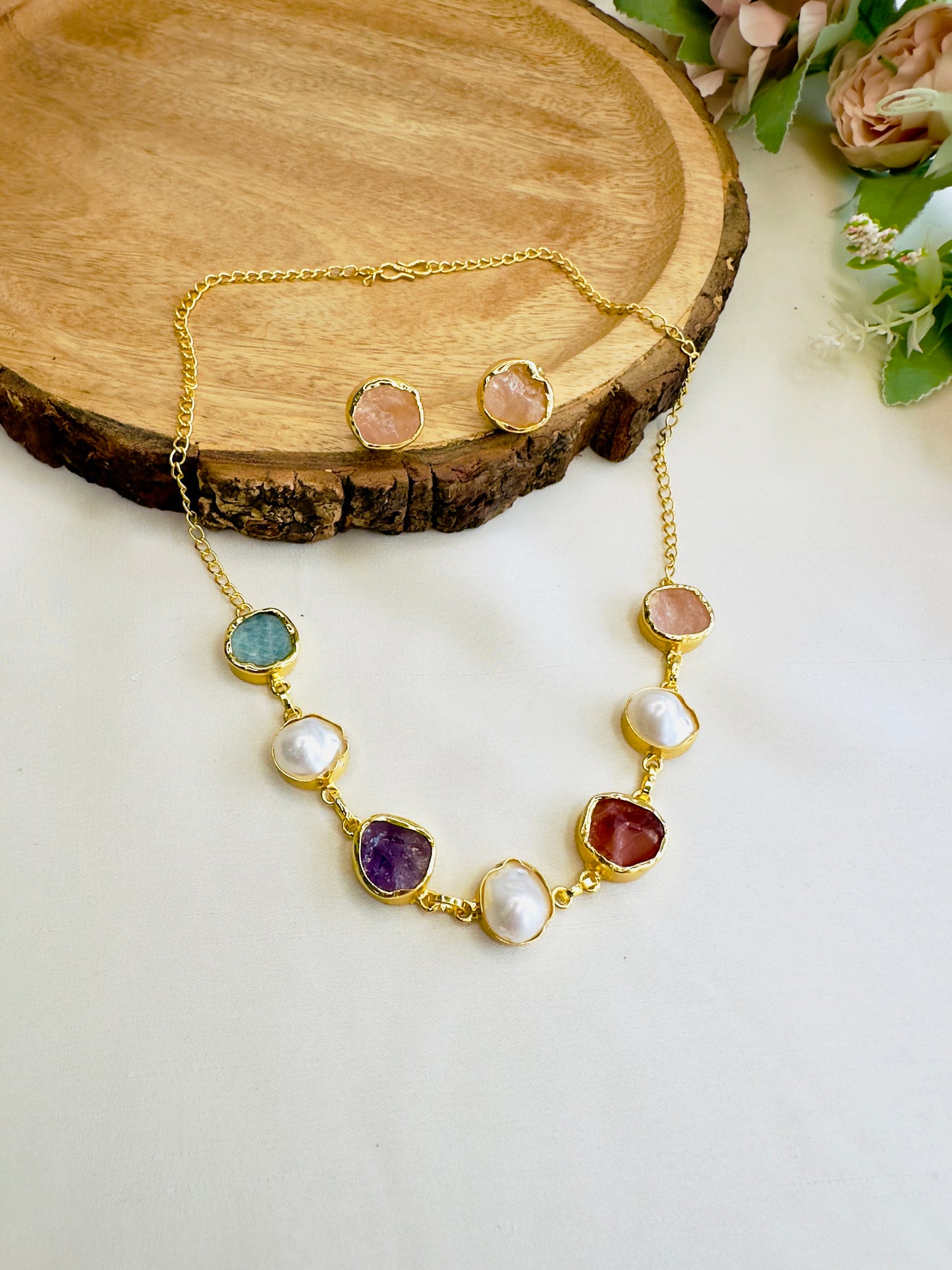 Multicolor Natural Stone Necklace Set
