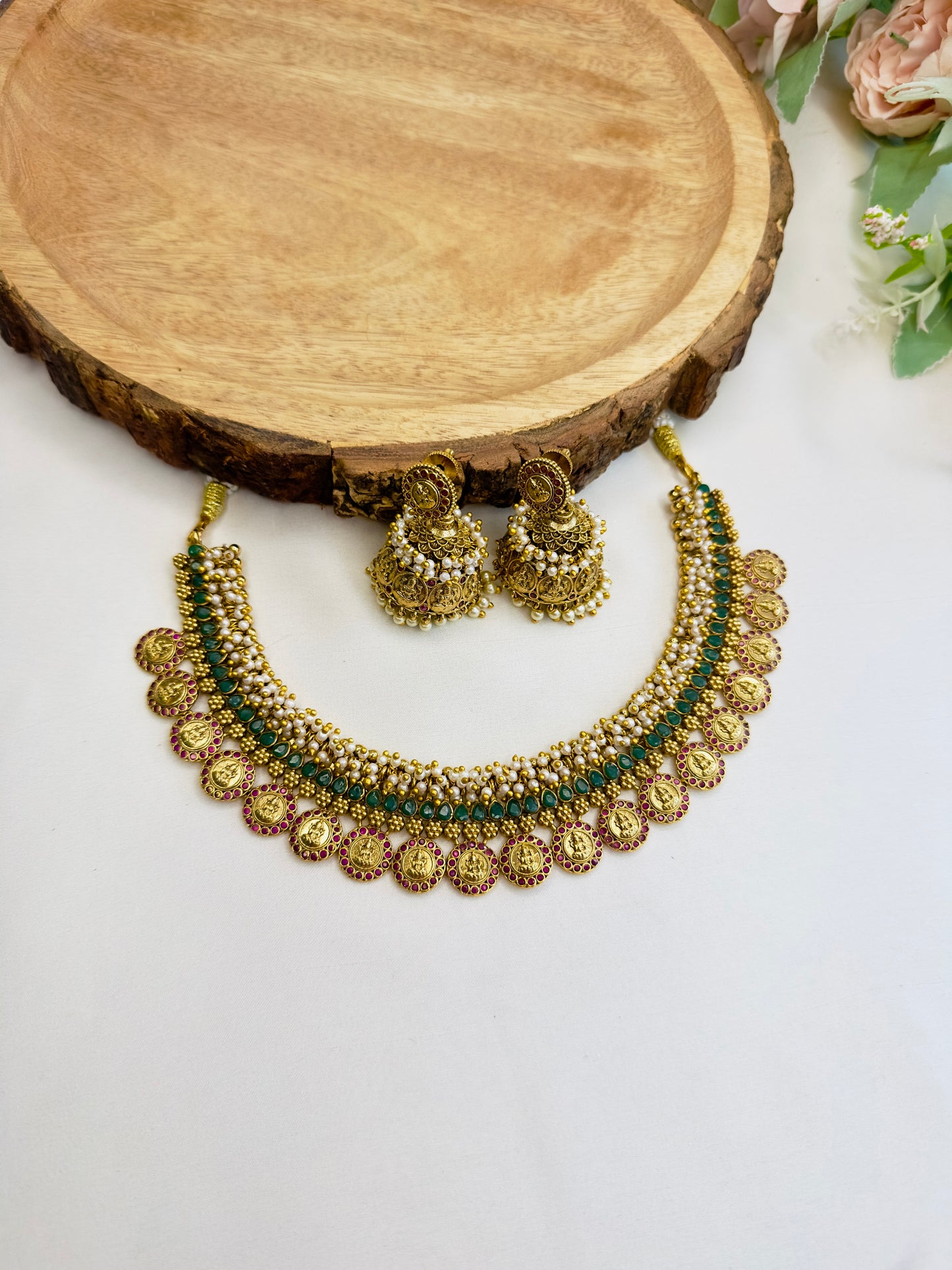 Pearl Lakshmi Necklace Set