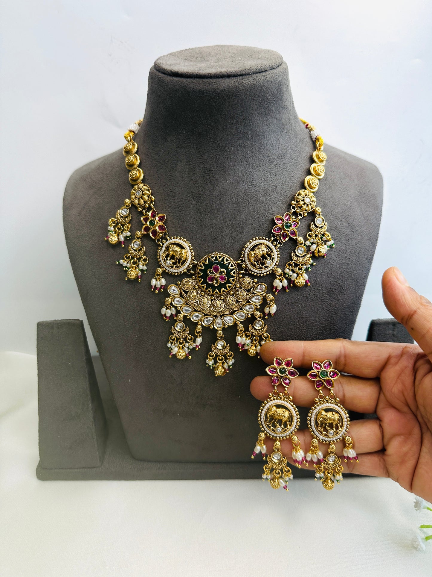 Heritage Short Necklace