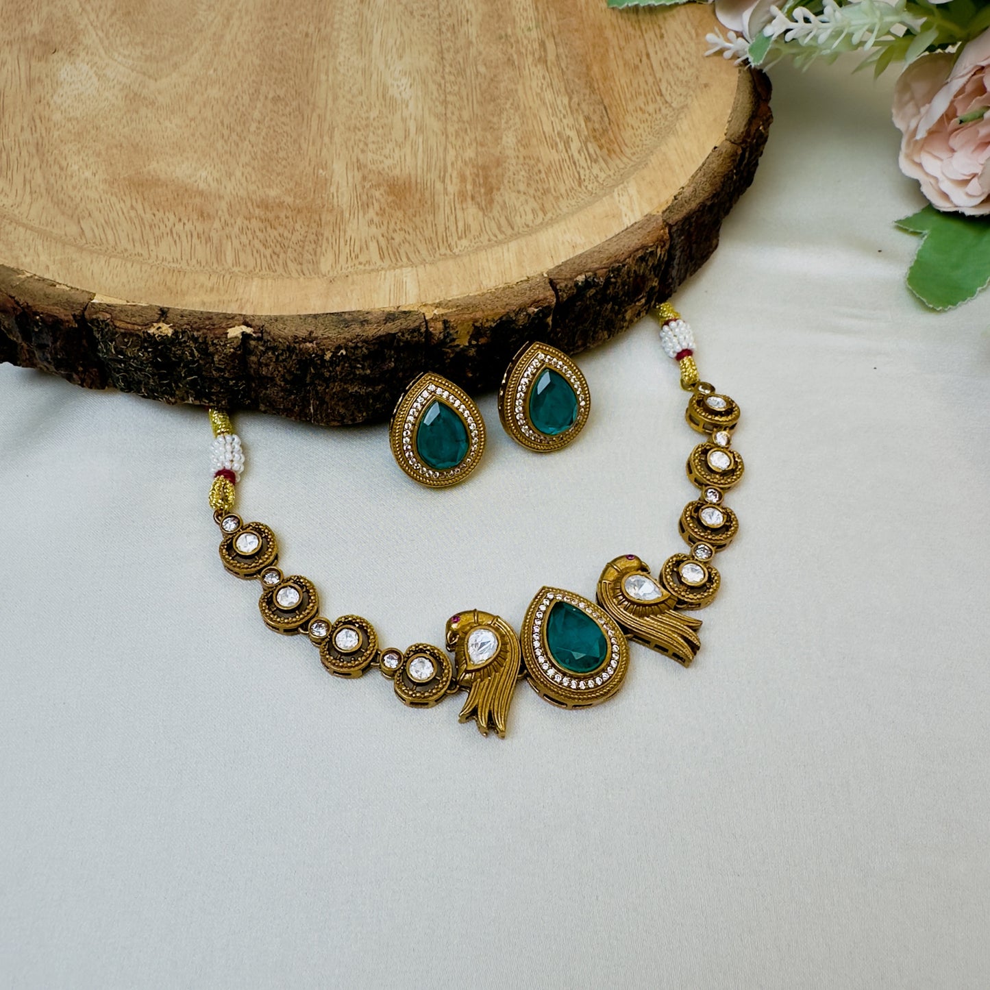Bird Motif Doublet Short Necklace Set
