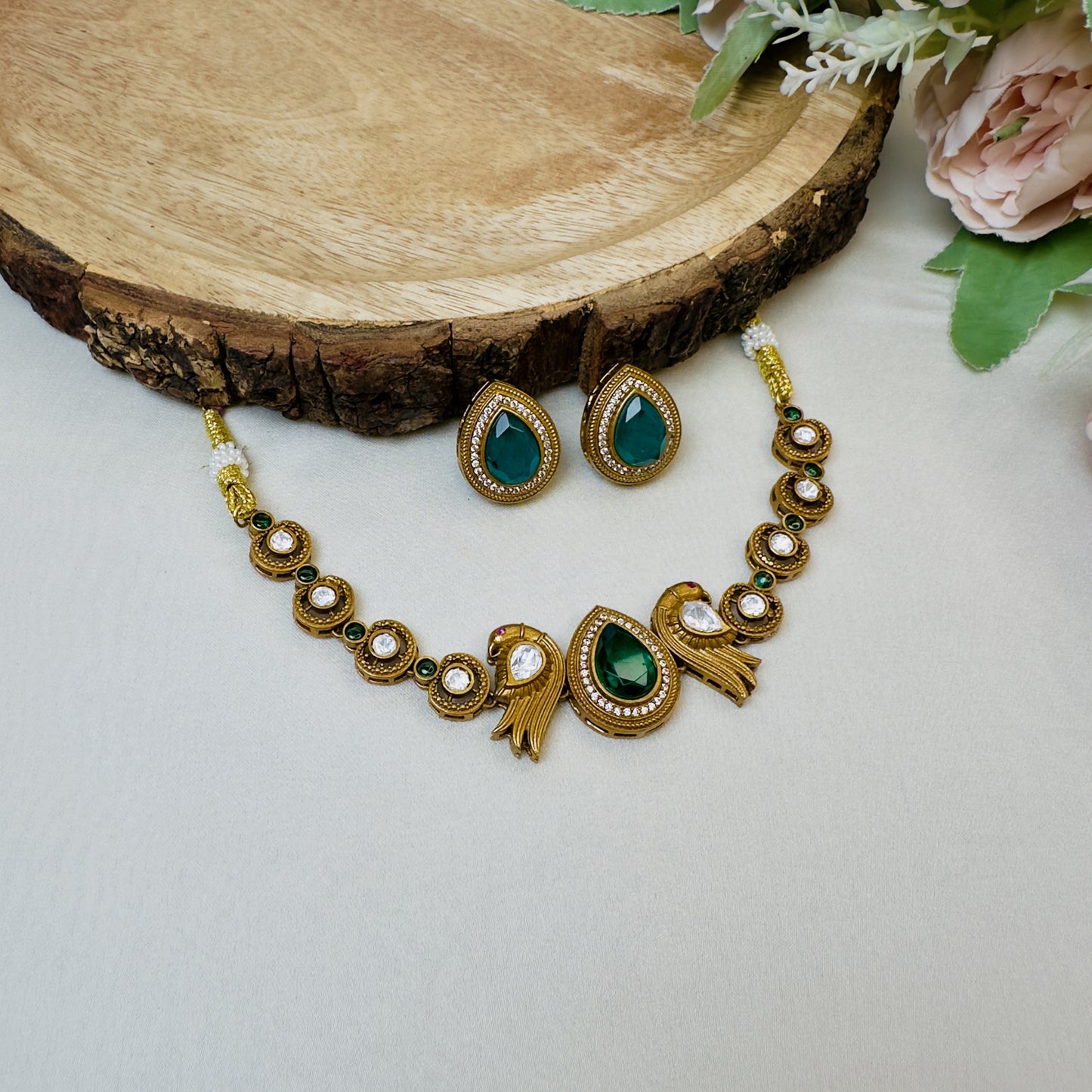 Bird Motif Doublet Short Necklace Set