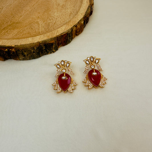 Doublet Stud Pattern Earrings