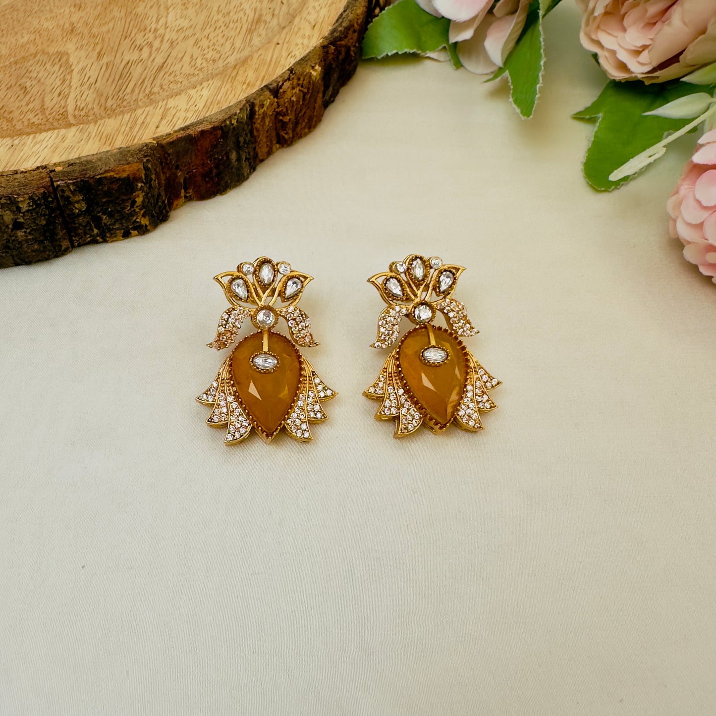 Doublet Stud Pattern Earrings