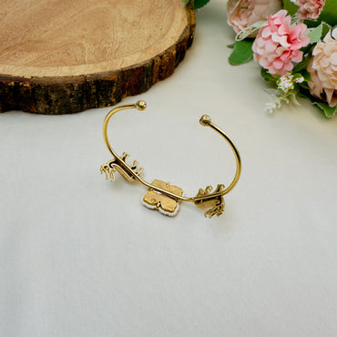 Deer Motif Jadau Bracelet