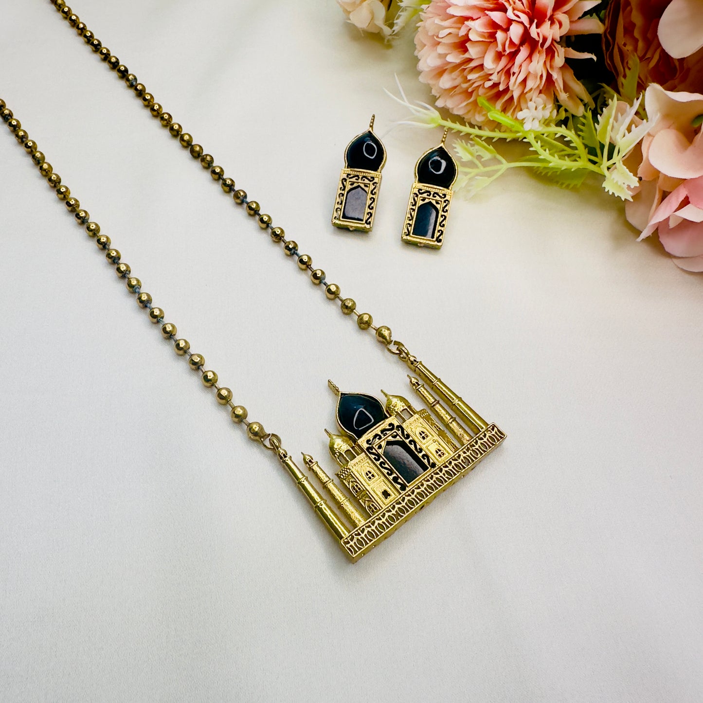 Taj Mahal Apala Polish Necklace set