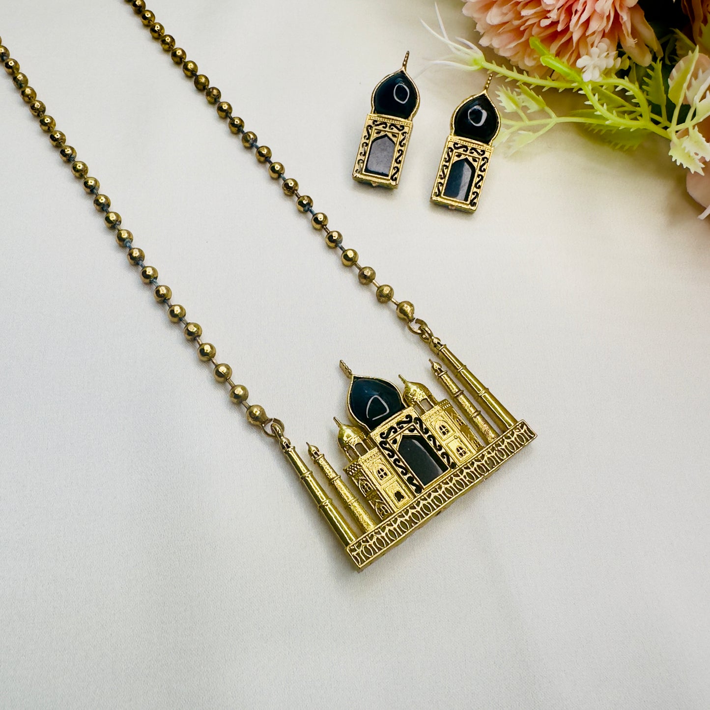 Taj Mahal Apala Polish Necklace set