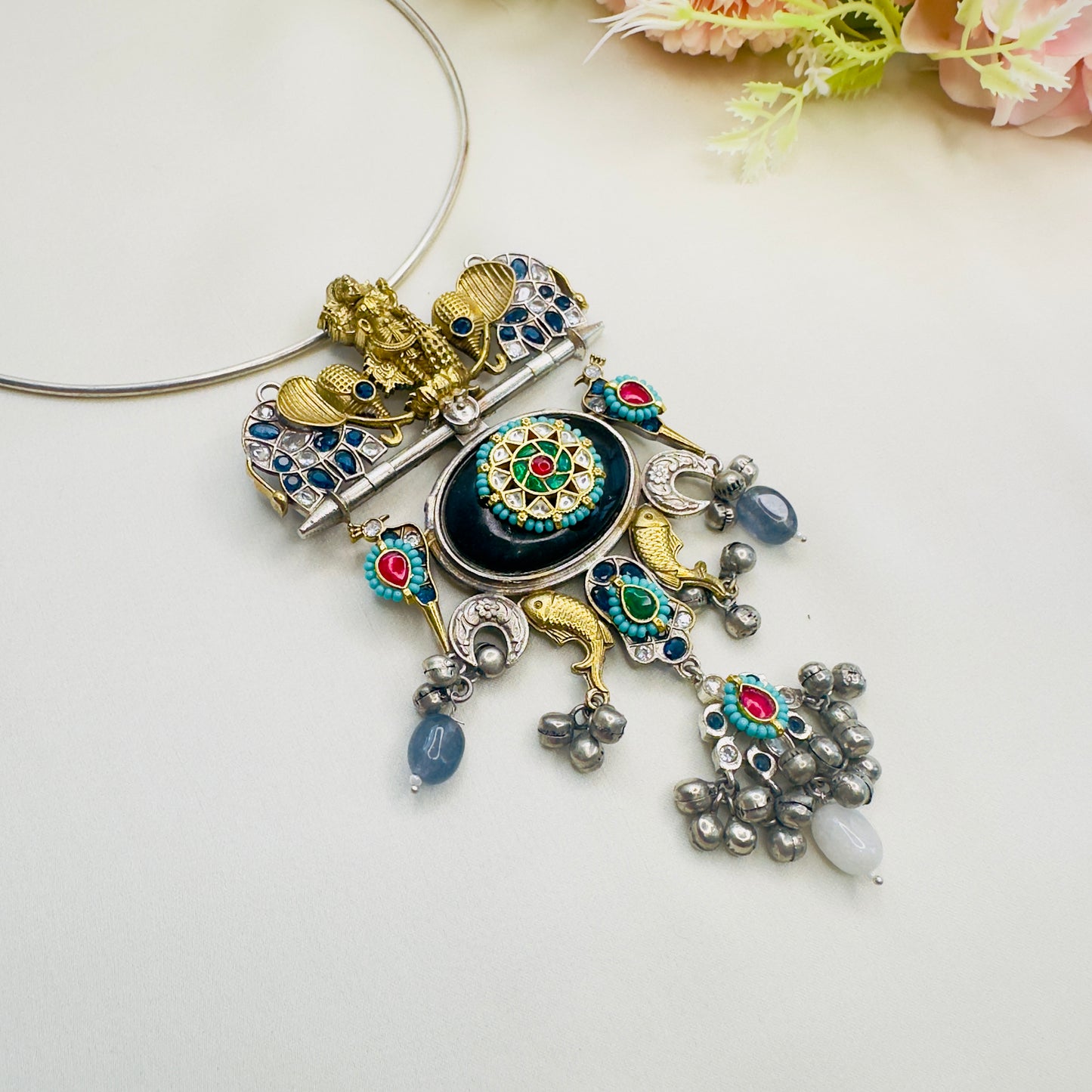 Animal Motif Black Silver Hasli Set
