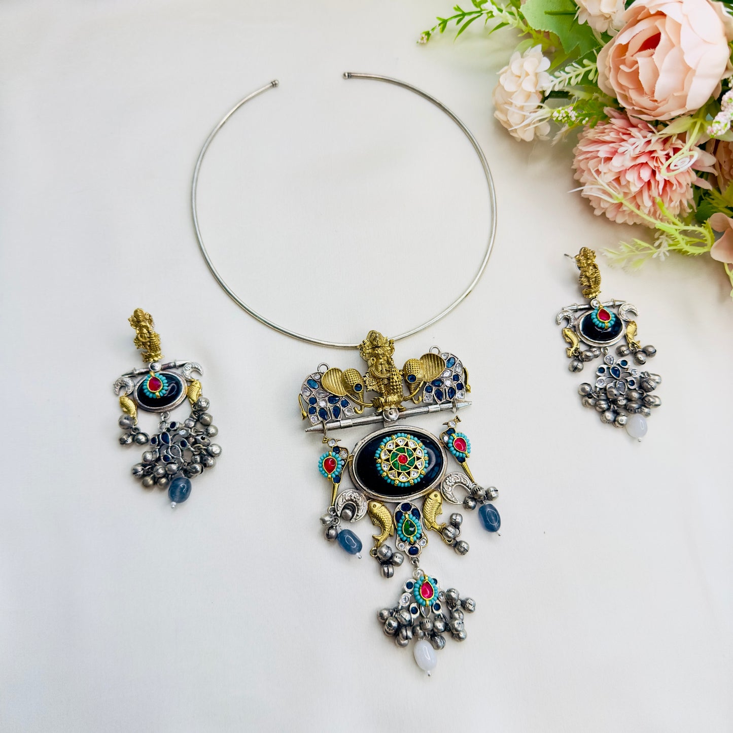 Animal Motif Black Silver Hasli Set