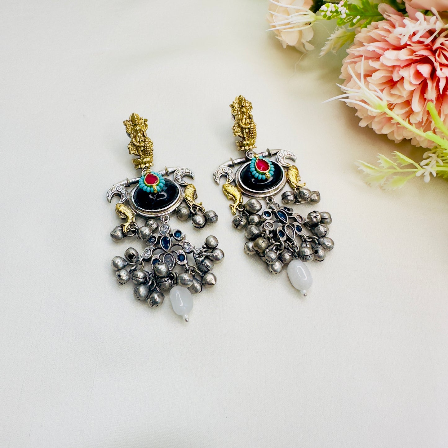 Animal Motif Black Silver Hasli Set