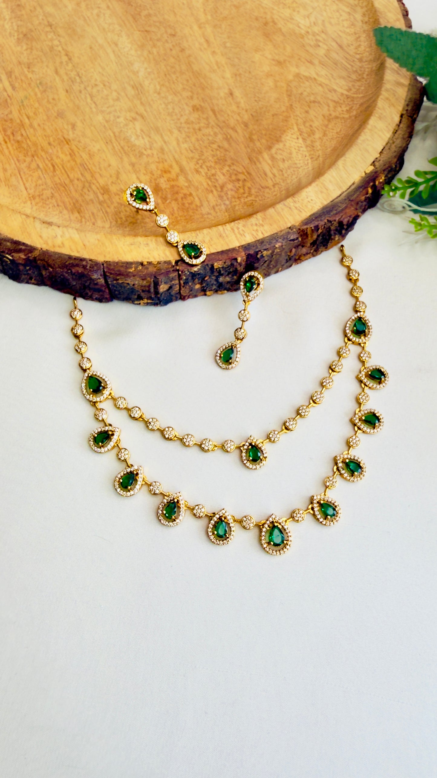 Double Layer Emerald Green Necklace Set