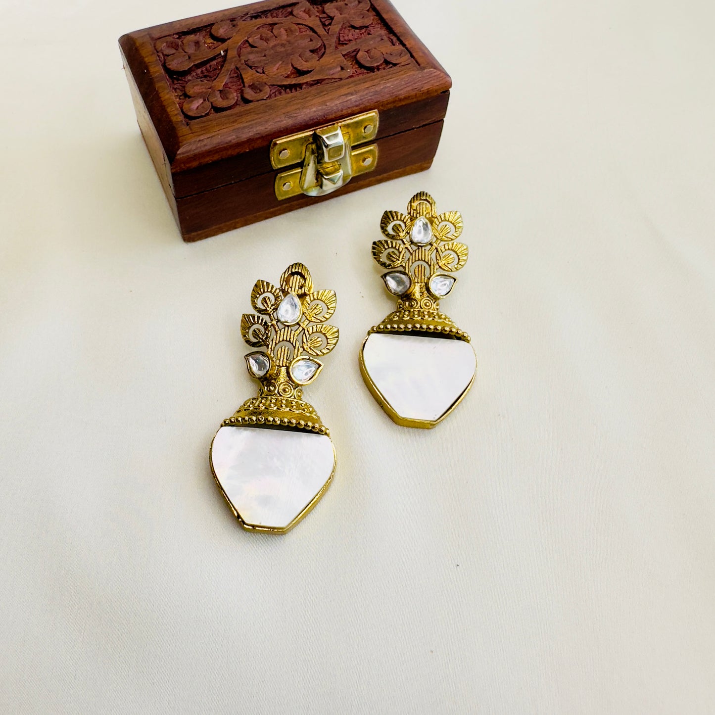 Kundan Antique Gold polish Earrings