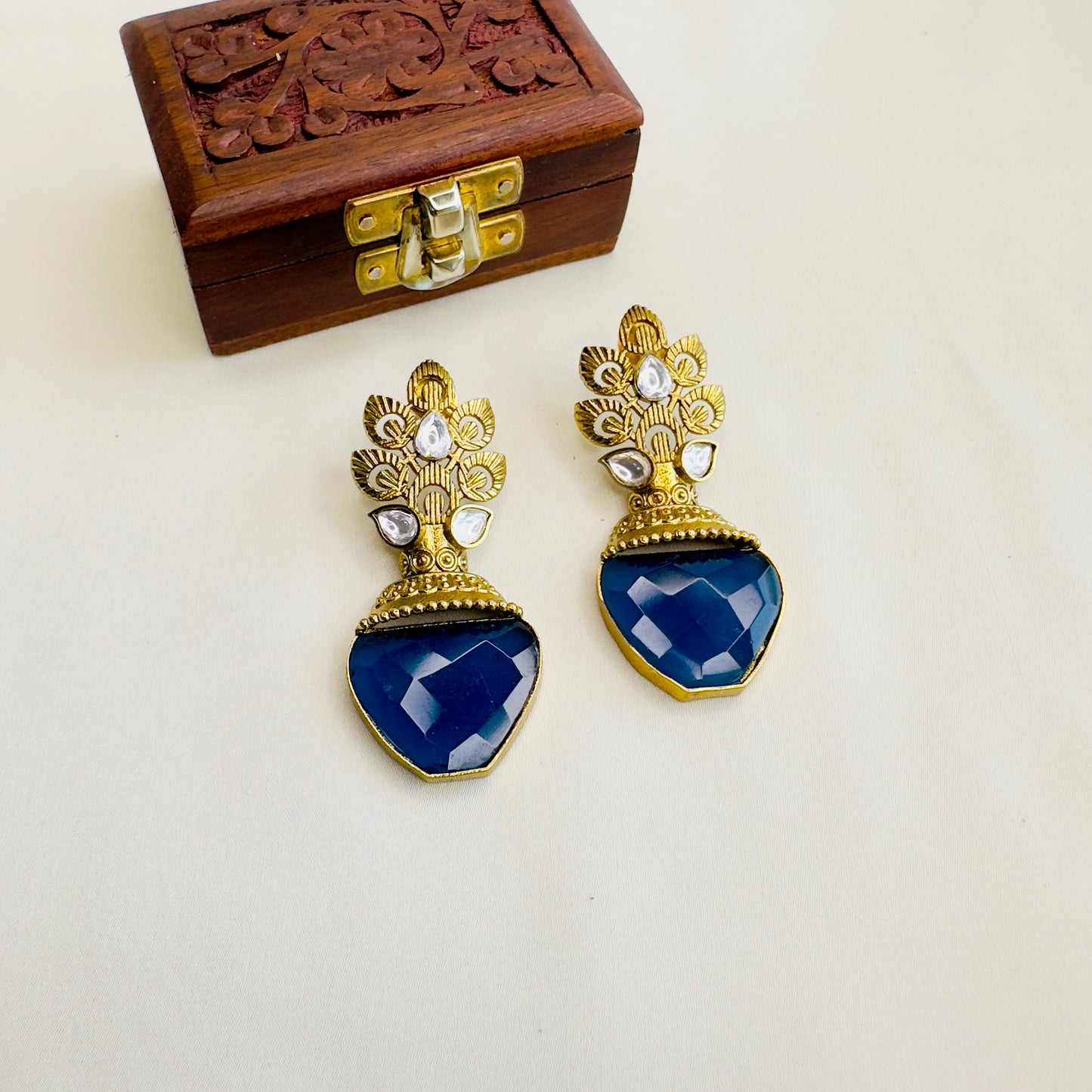 Kundan Antique Gold polish Earrings