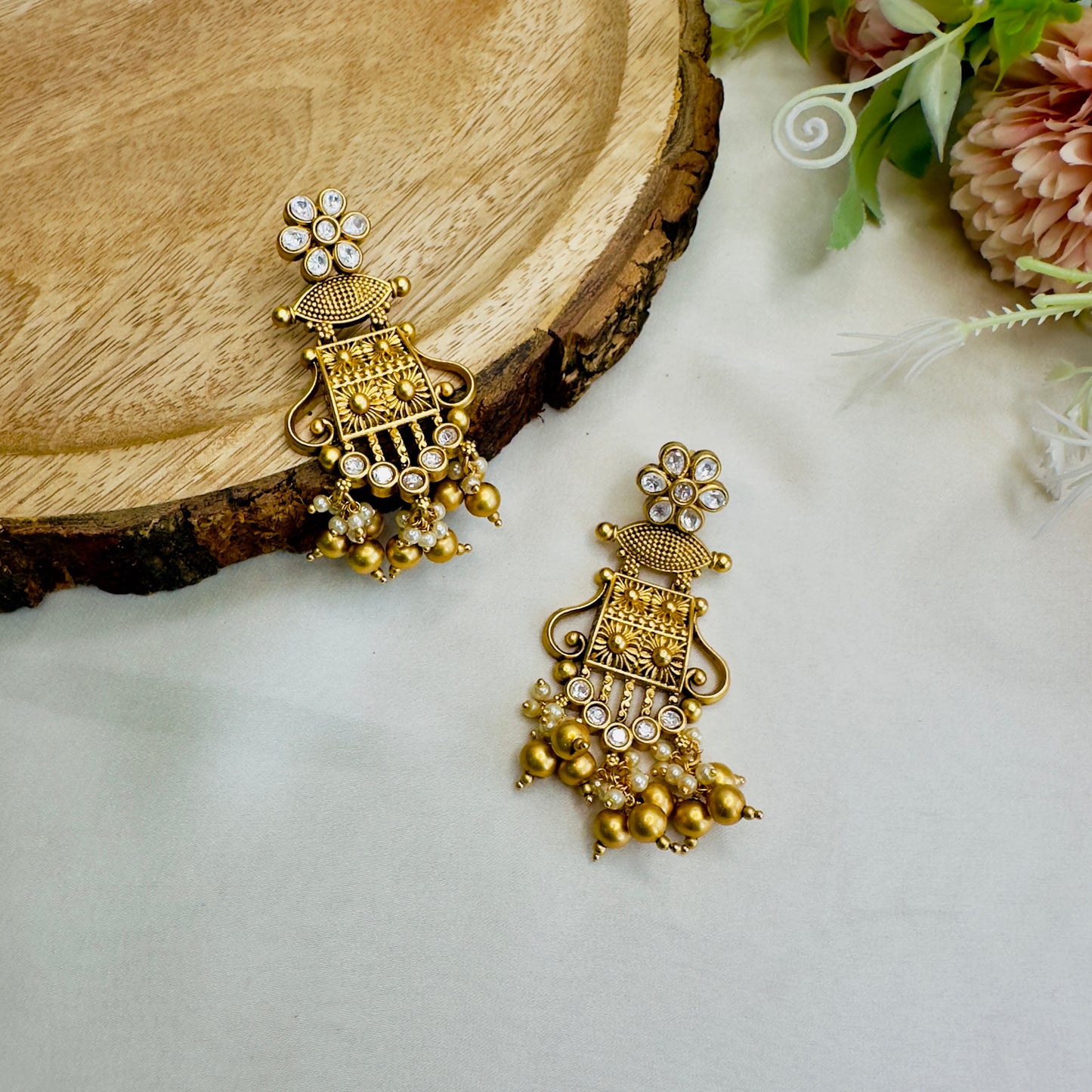 Beautiful Flower Design Earrings