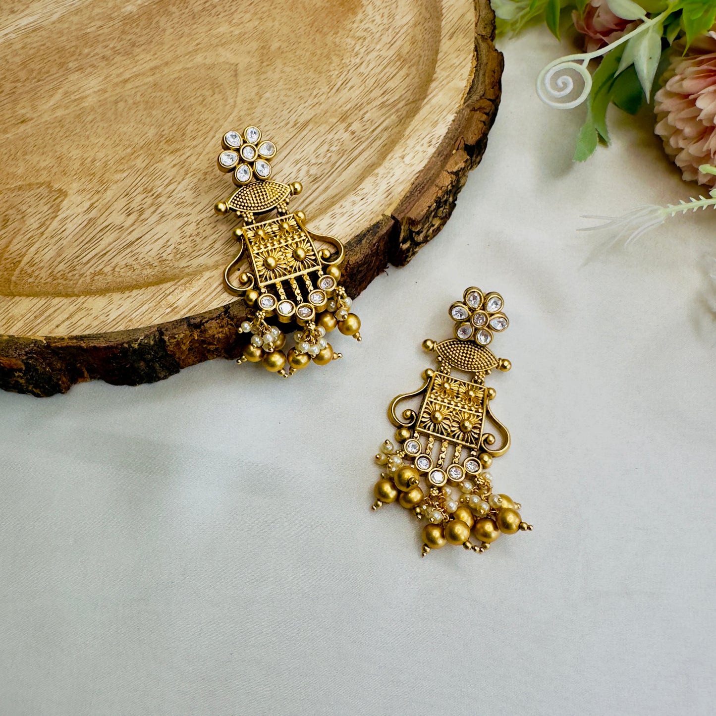 Beautiful Flower Design Earrings