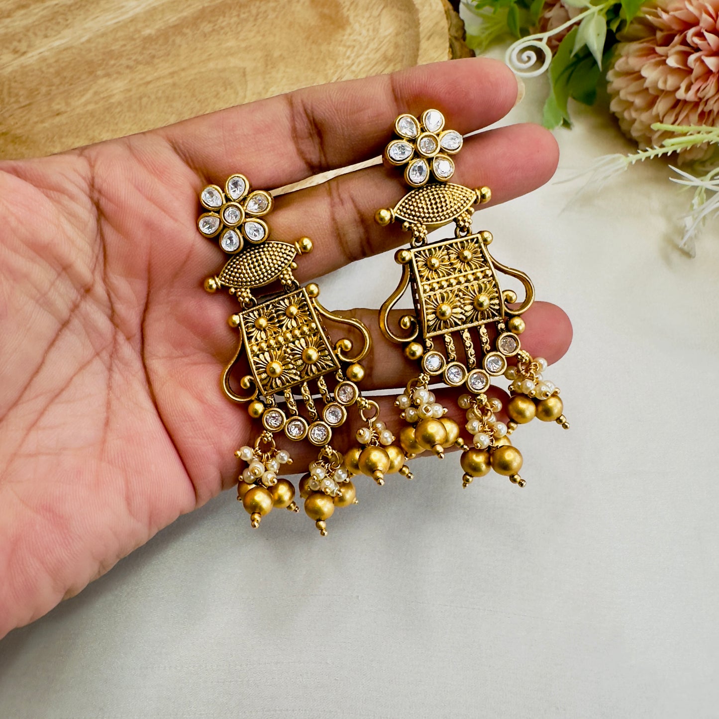 Beautiful Flower Design Earrings