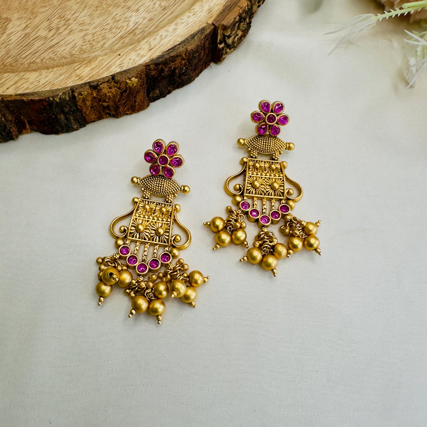 Beautiful Flower Design Earrings
