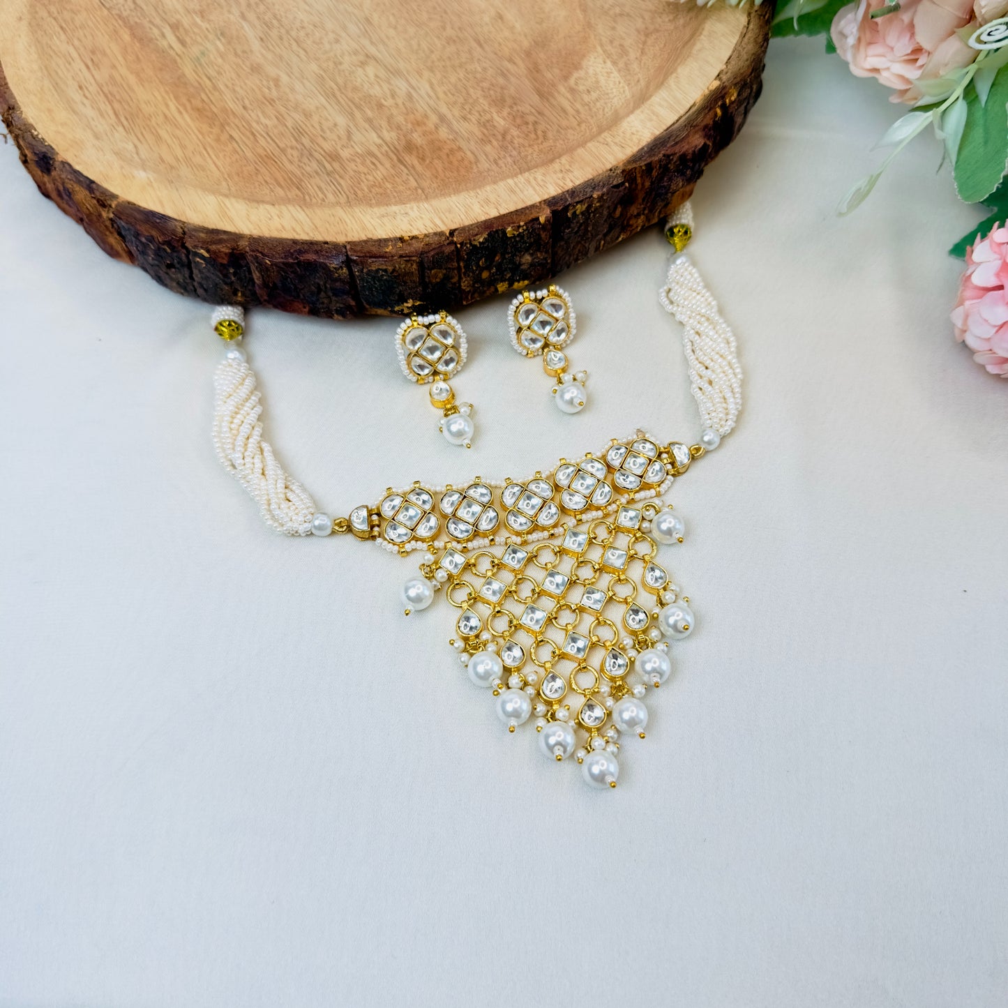 Pachi Kundan Choker Set